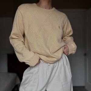 Izod Men's Tan Crewneck Sweater